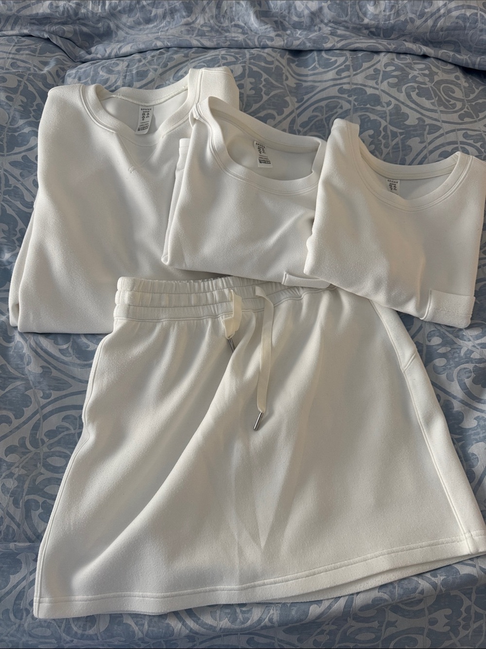 SPANX White Lounge Skirt & Sweatshirt Set
